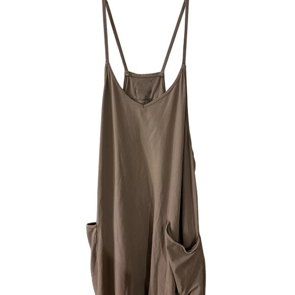 Free People Women’s Hot Shot Jumpsuit Tan Size Large Pockets Slouchy Relaxed - Picture 4 of 5